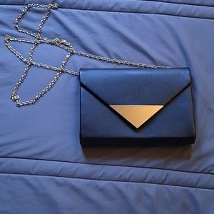 Shoulder/crossbody purse